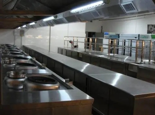酒店每天怎么对兴义不锈钢厨房设备进行保养?